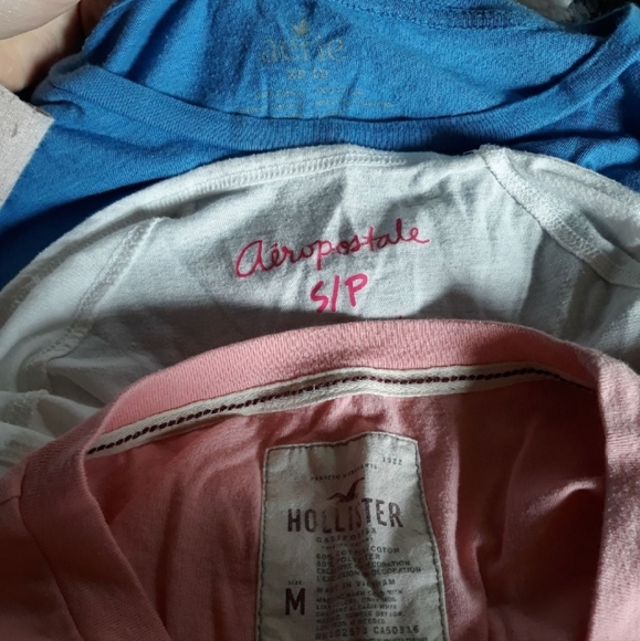 Bundle of 3 name brand shirts tops - Picture 5 of 5